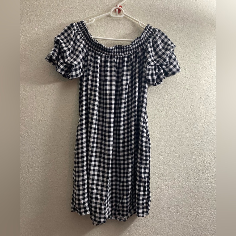 Black and white xhilaration sun dress